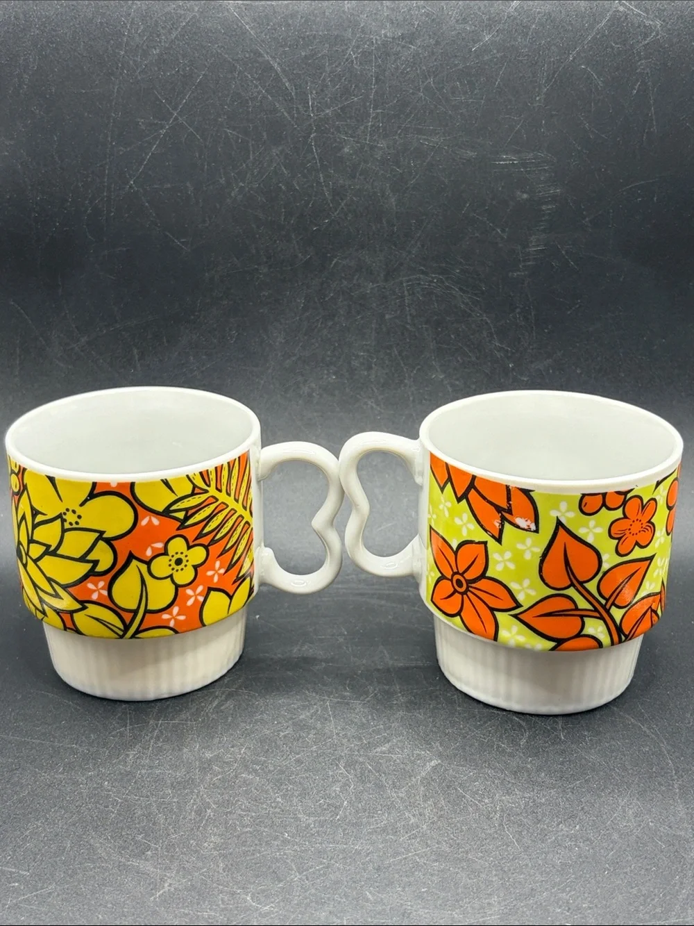 Vintage 1970s Groovy Floral Pattern Stackable Ceramic Coffee Cups Tea Mugs Set 2